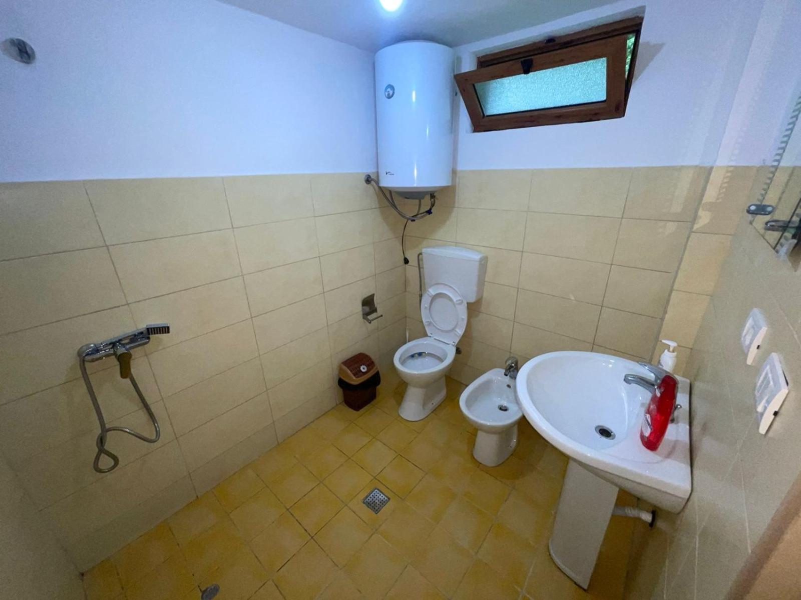 Guesthouse "Gjin Thana" Theth Zewnętrze zdjęcie