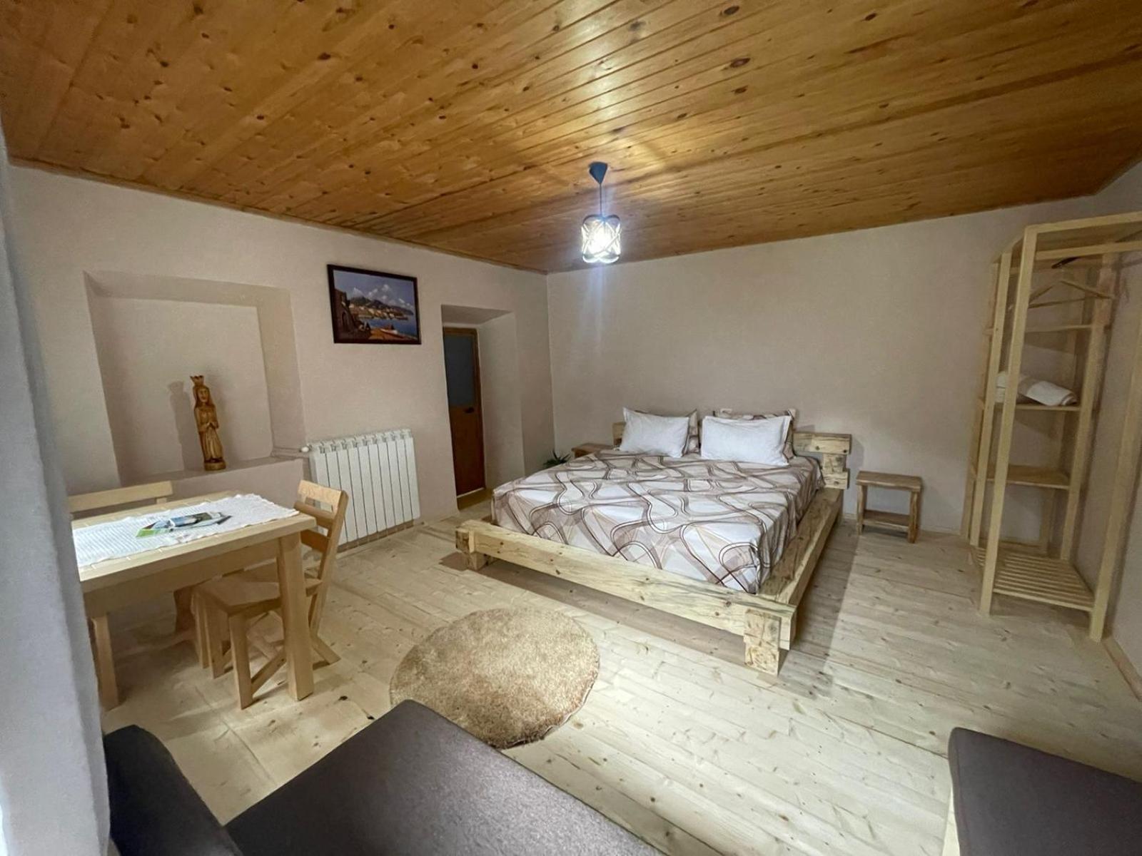 Guesthouse "Gjin Thana" Theth Zewnętrze zdjęcie